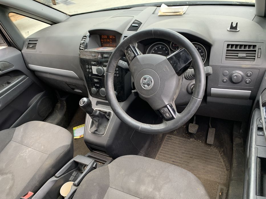 Piese opel zafira B motor  A16xer 113 cp