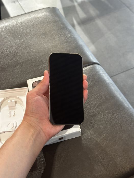 iPhone 16 Pro 256gb/92% Karobkali sim