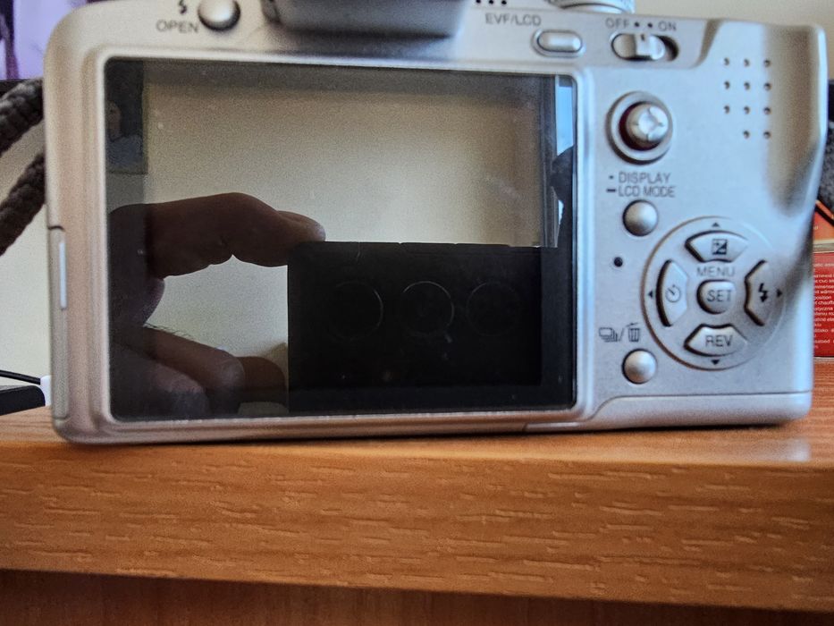 Фотоапарат Panasonic FZ7 Lumix