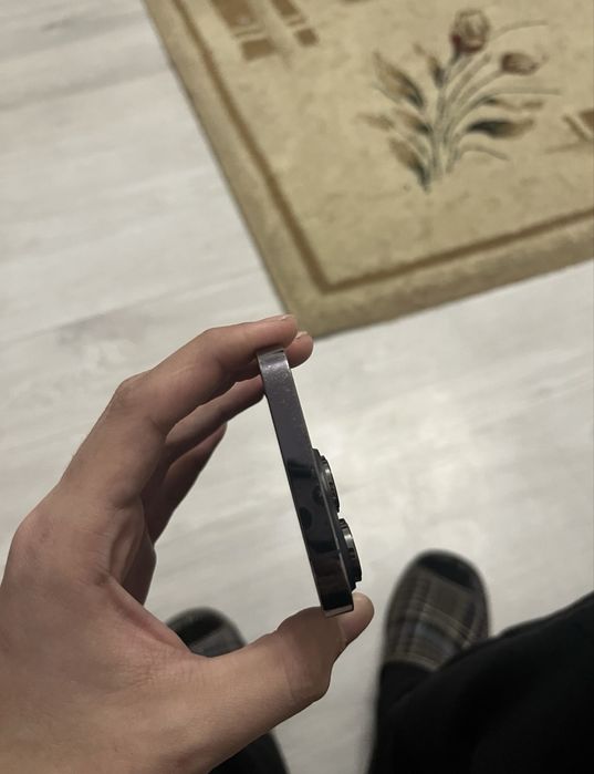 Продаю Iphone 14 pro