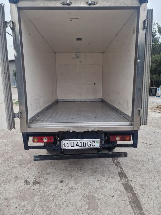 Changan Foton Refrejator 2013 yil 165000 probeg