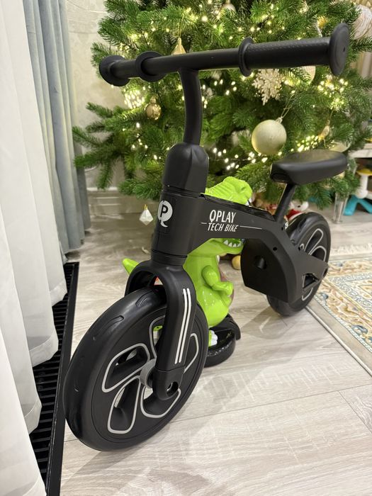 Беговел Qplay tech bike черный от 2-4 лет