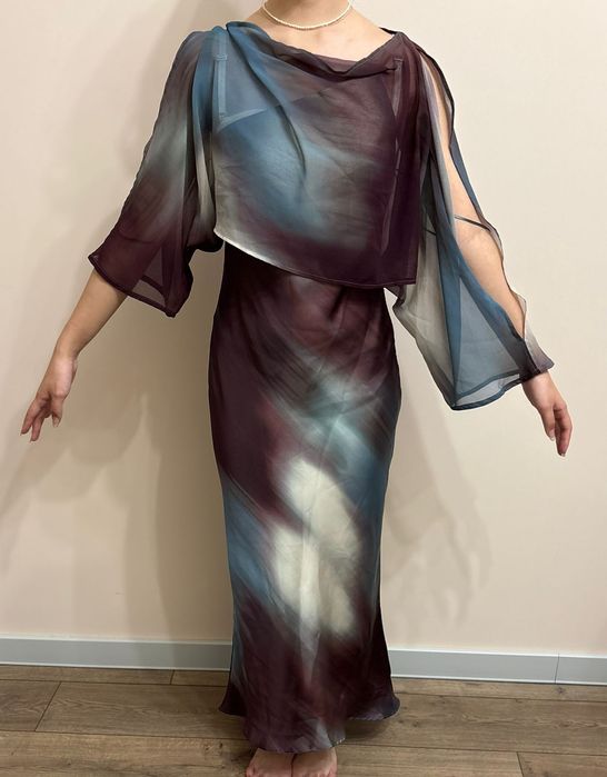 Шикарное длинное вечернее платье