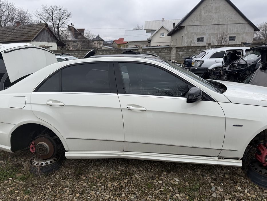 Usii , capota , bara spate , aripa mercedes e class w212 pachet amg