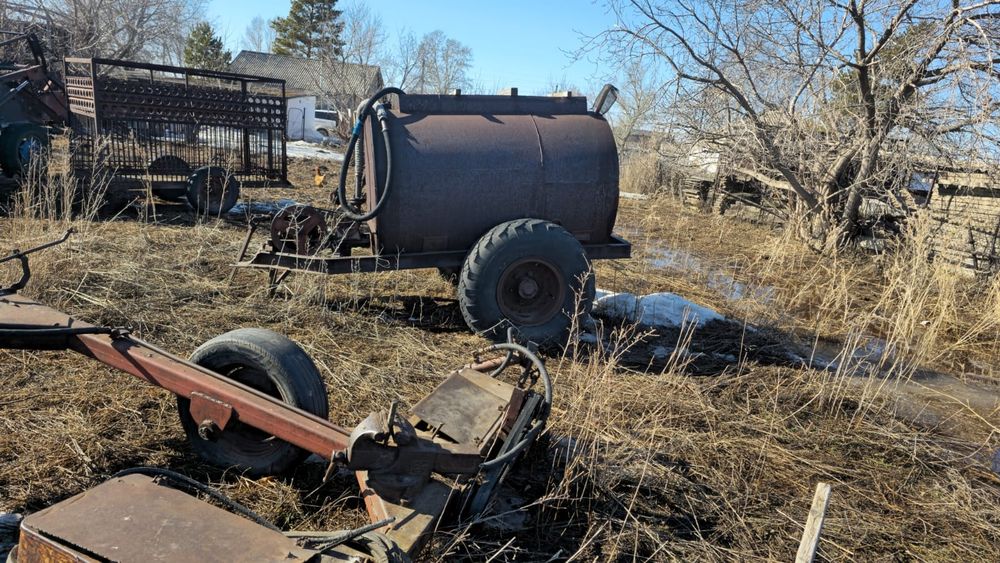 Трактор Т-40. Косилка. ПТС4. Грабли.