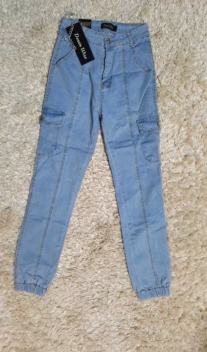 Дънки, няколко модела