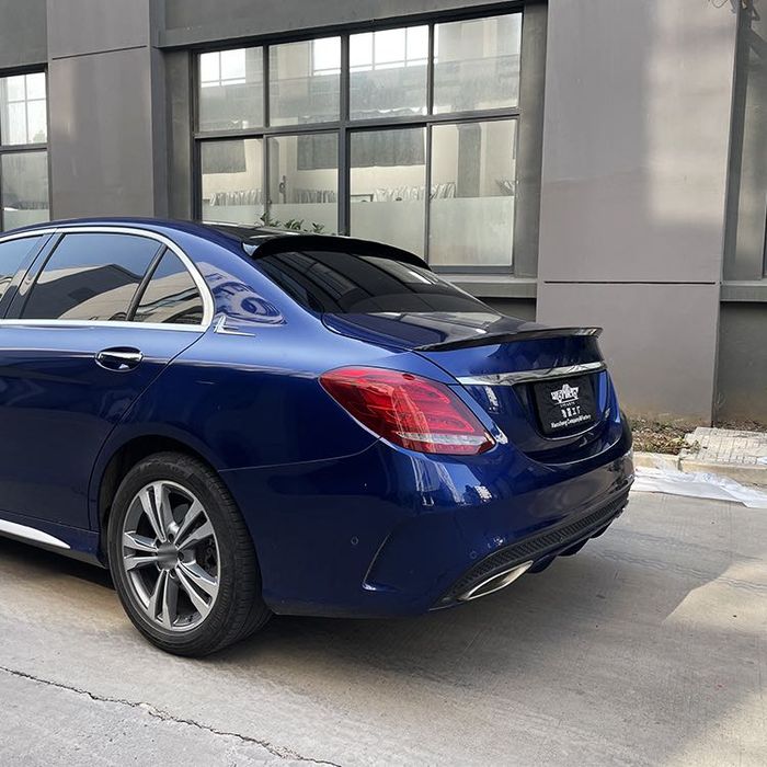 Eleron portbagaj AMG MERCEDES C-Class W205 (2014-2018) negru lucios