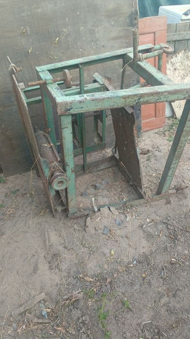 Пилорама. Станок по дереву