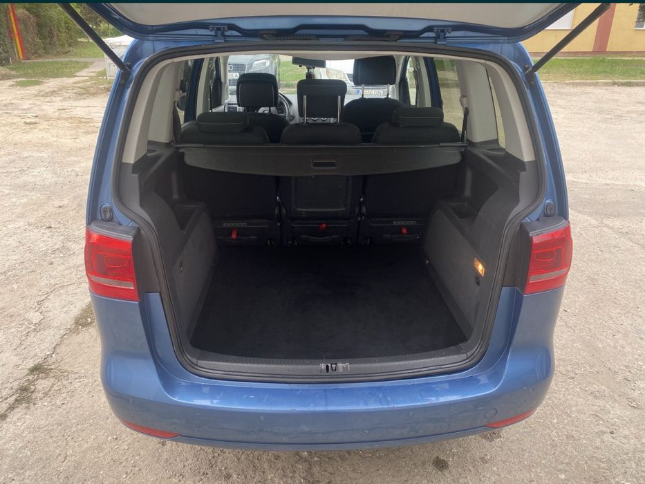 VOLKSWAGEN Touran 2015 — imagine 4