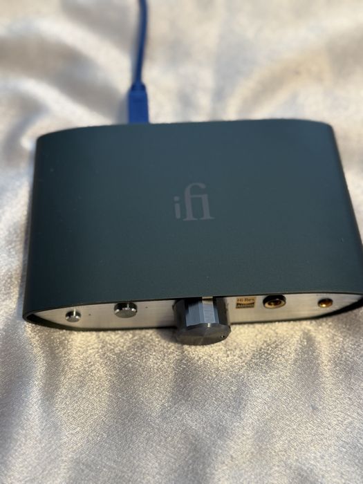ifi Zen Dac V2  усилвател и DAC за слушалки