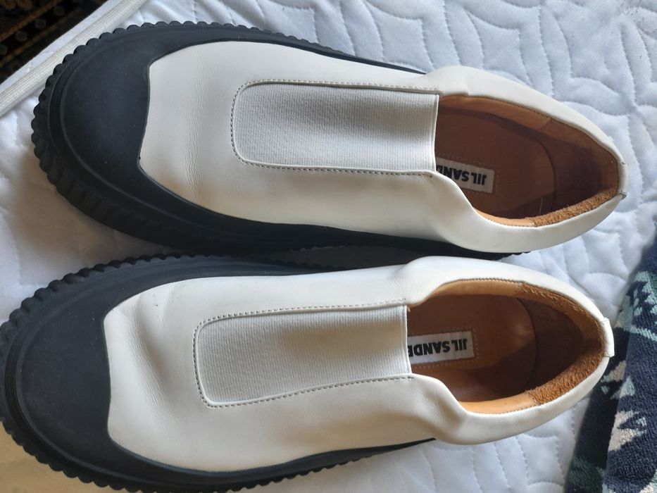 Женская обувь. 2 вида