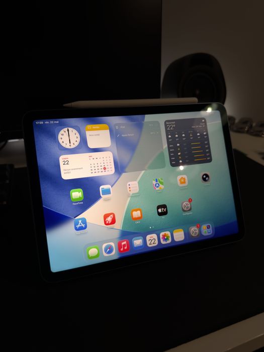 Vand iPad Air 5 M1 256gb WIFI albastru
