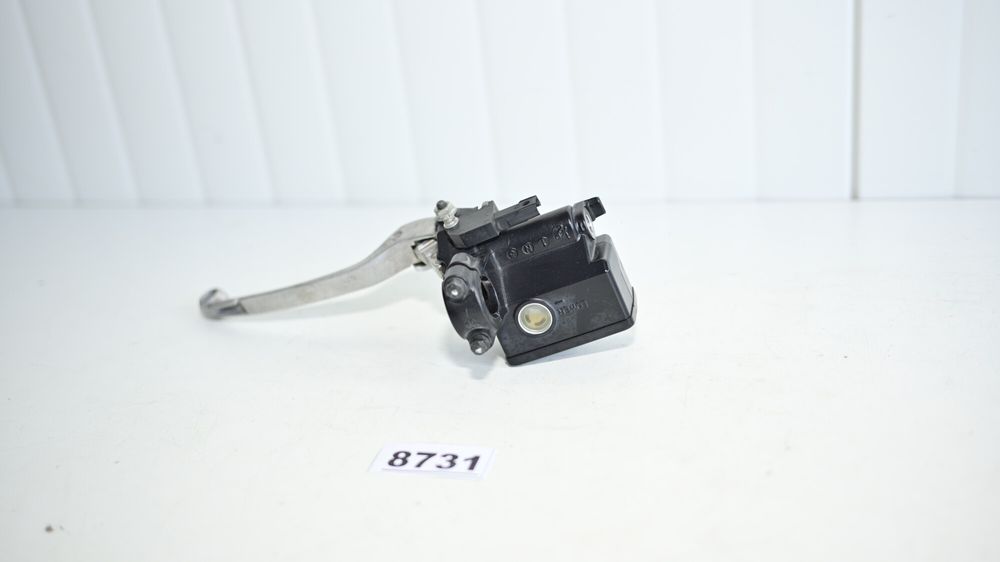 BMW C650 GT Pompa frana faţă  dreapta cu maneta