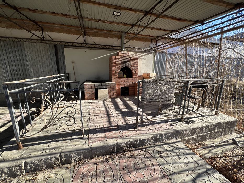 Шоқай көшесінен Коттедж