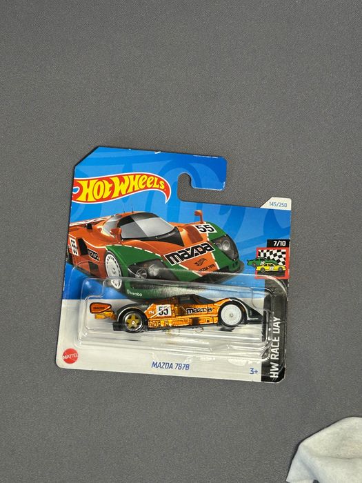 Vând mașinuță Hot Wheels Mazda 787B STH