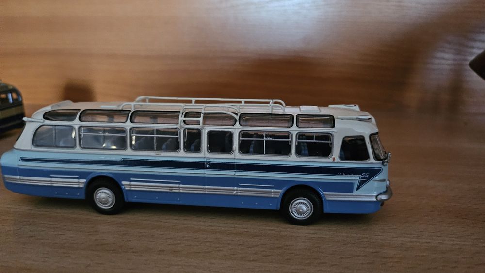 Ретро метални рейсчета