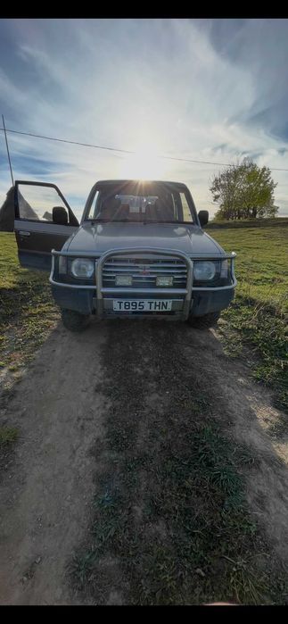 Mitsubishi pajero