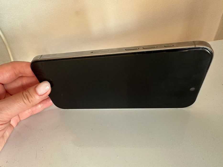 iPhone 16 256gb Б/У
