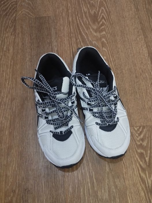 Кроссовки  Asics