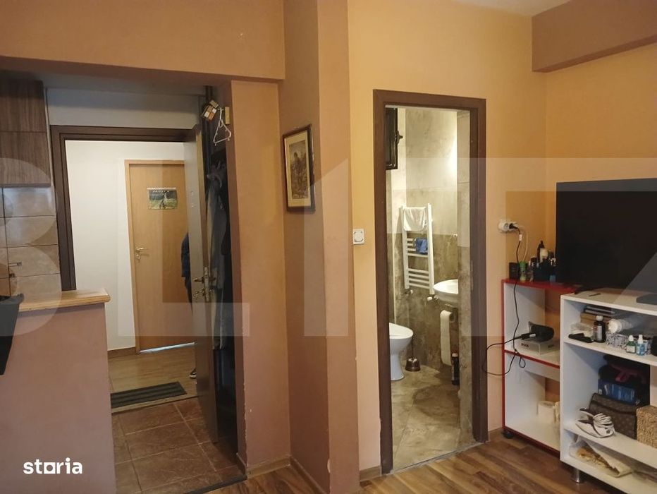 Pensiune 14 camere cu bai proprii si intrari separate, 500 mp, zona Me
