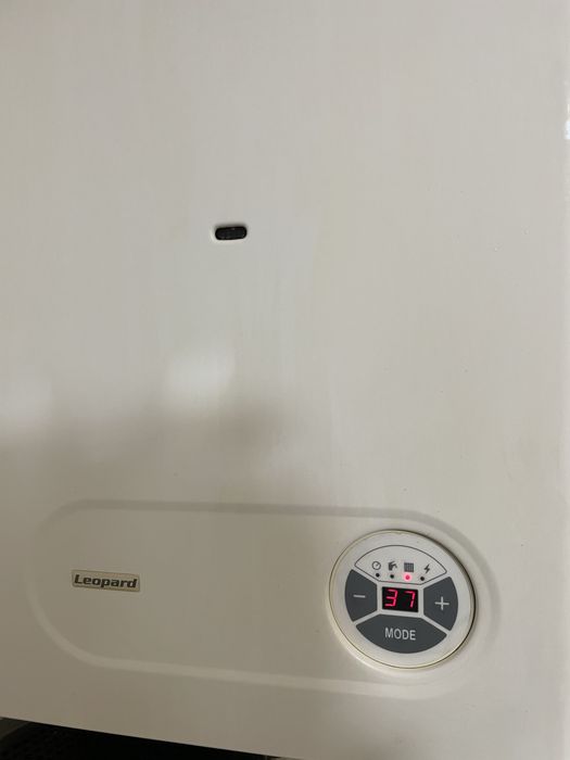 Placa de baza caza protherm leopard.