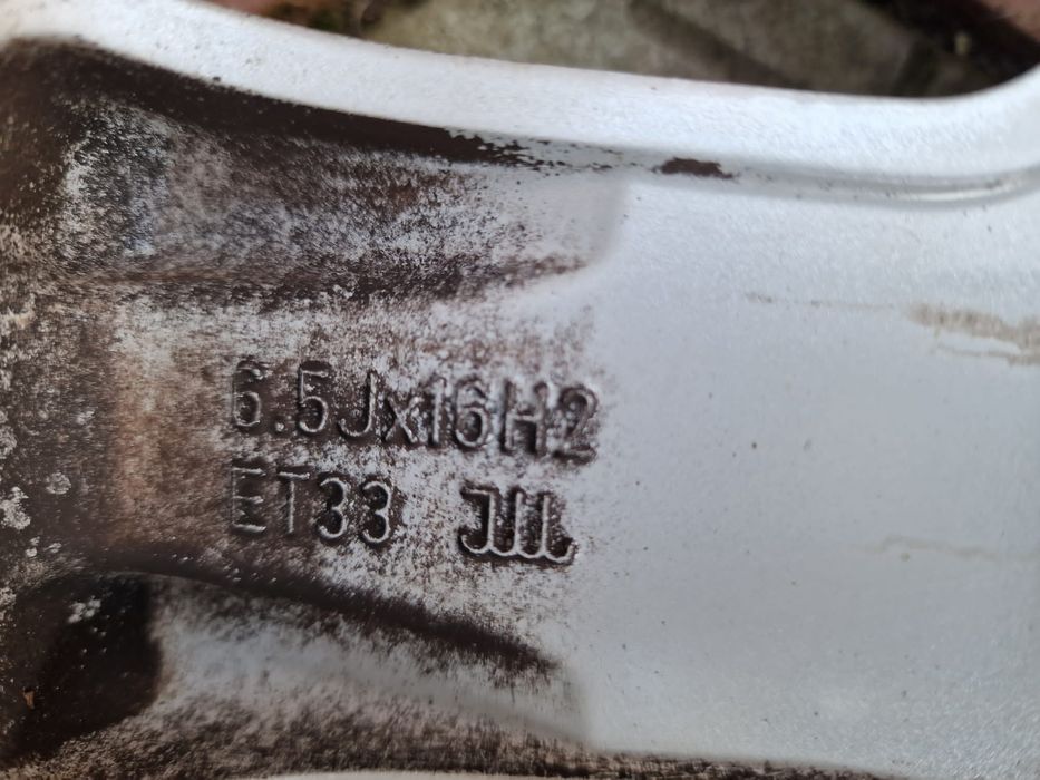 Roti volkswagen tiguan R 16 AT