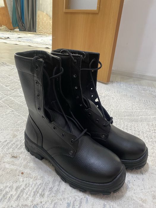 Кожаный берцы 42 размер