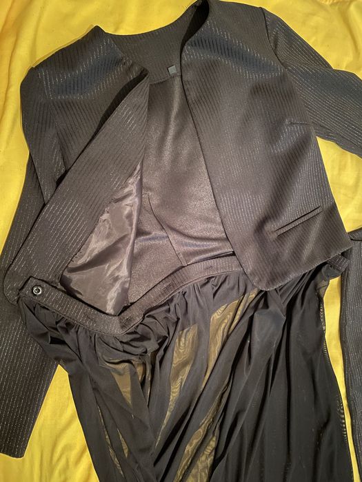 Продам костюм женский