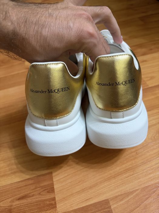 Alexander McQueen 43