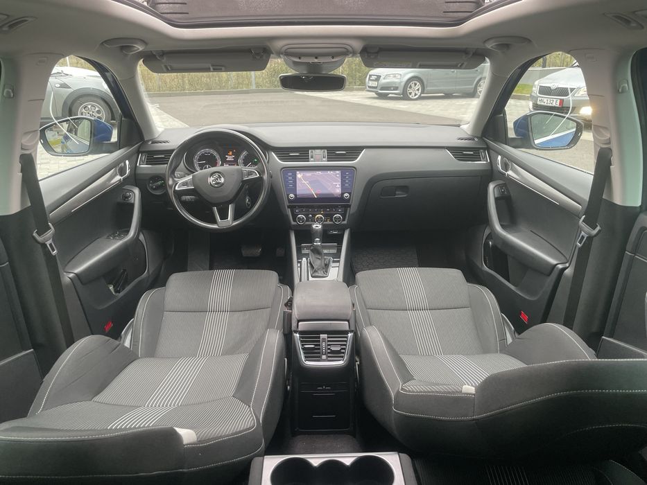 • Skoda Octavia • 2018.12 • Distrinic • DSG • Euro 6 • Propietar •