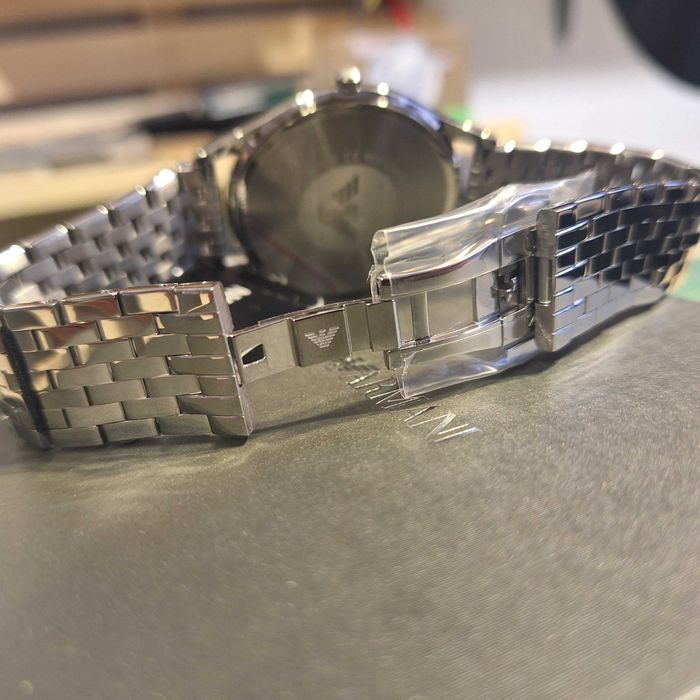 часовник + гривна комплект EMPORIO ARMANI