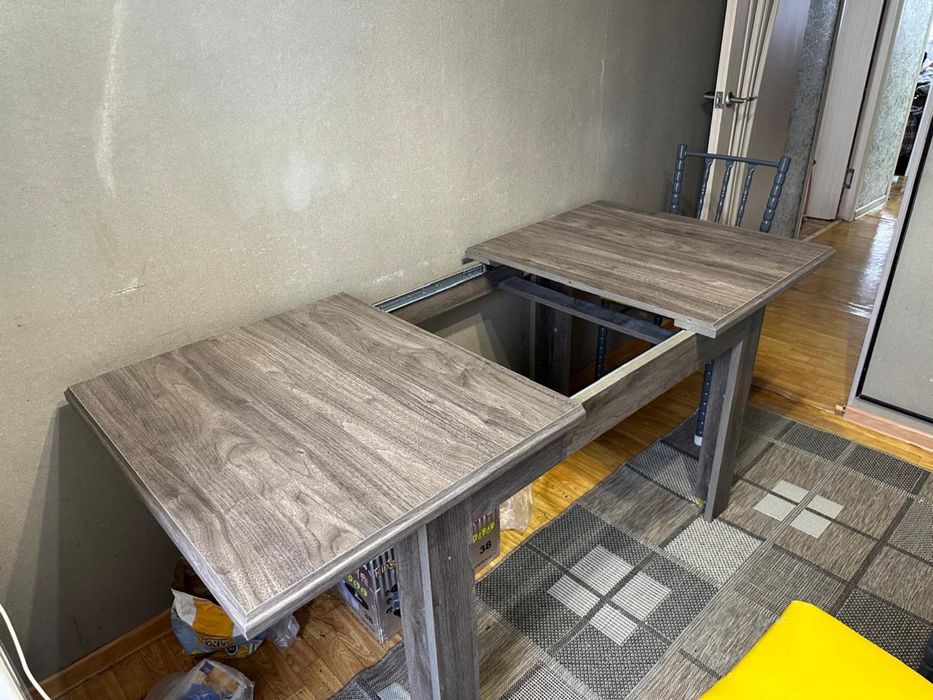 Стол кухонный раздвижной