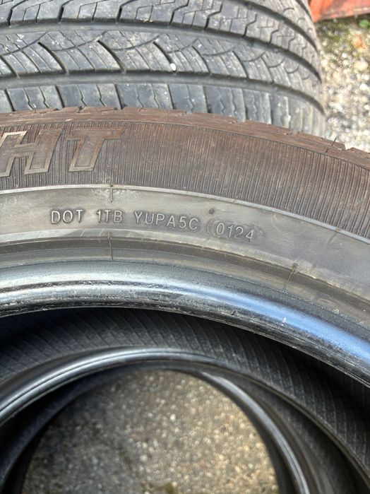 235/55 R19 Гуми 4 сезона 240.00€