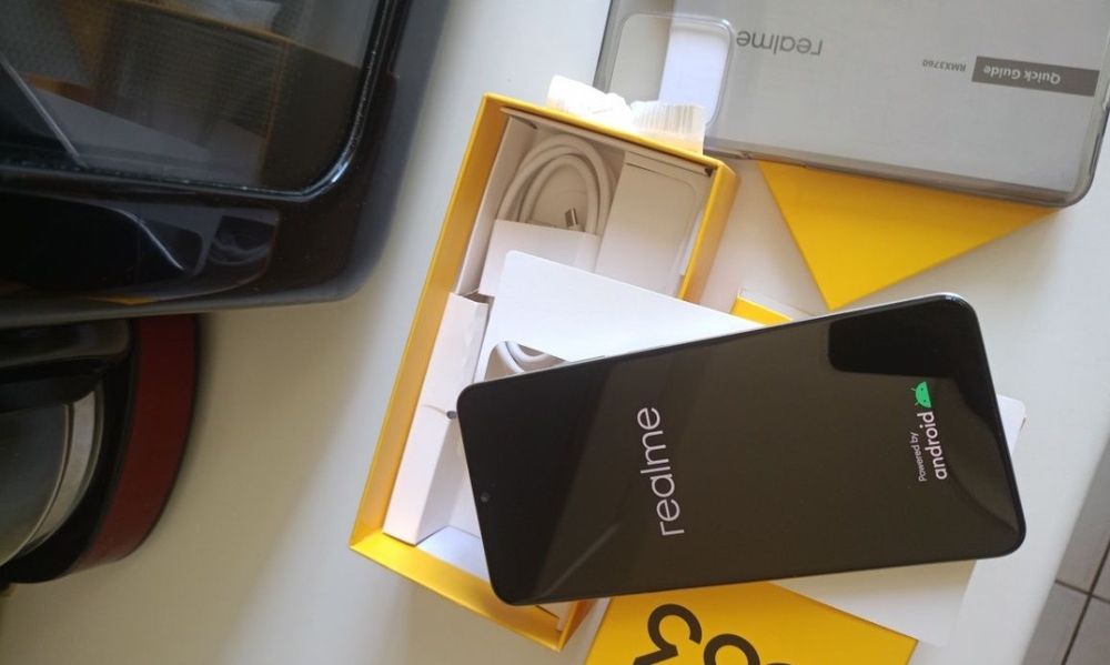 Vânt telefon Realme C 53,nou nouț la cutie produs de calitate superioa