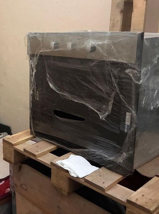 Продам духовку встроеную