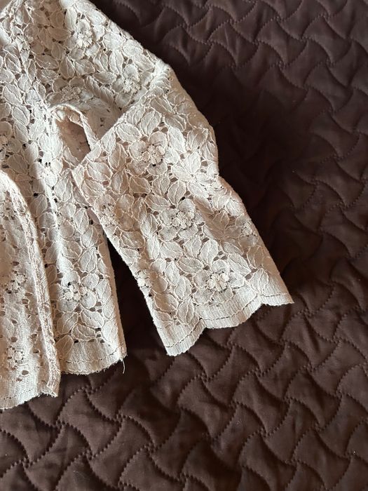 Дантелено  сако бежово