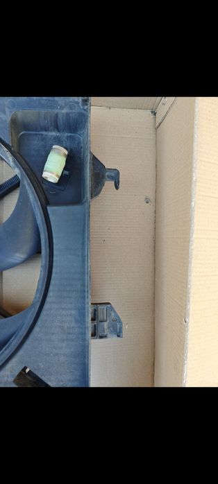 Диффузор радиатора Hyundai Accent