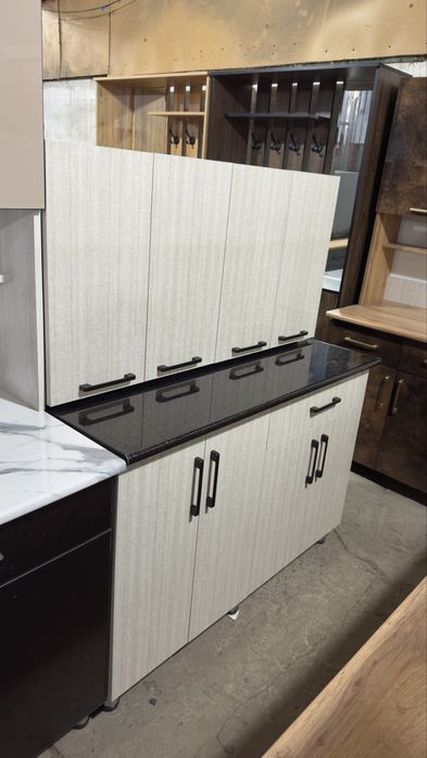 Кухонный мебель навесной