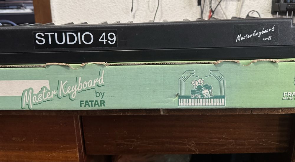 Студиен мастер кейборд FATAR STUDIO49