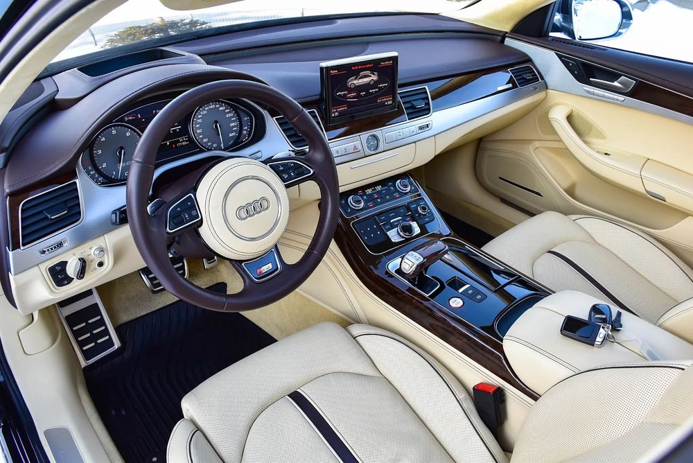 Audi S8 Audi S8 Exclusive