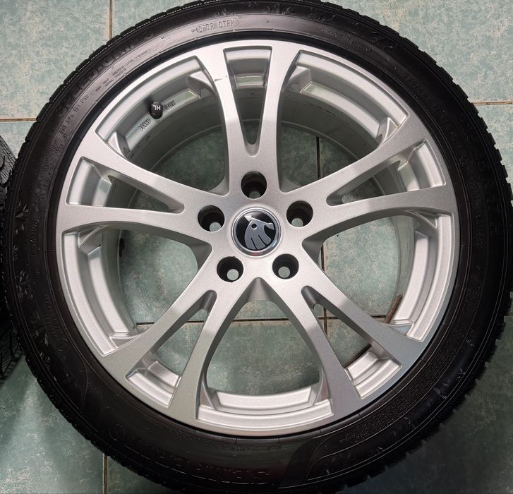 Roti/ jante aliaj R17 Skoda Octavia  225/45/17 M+S