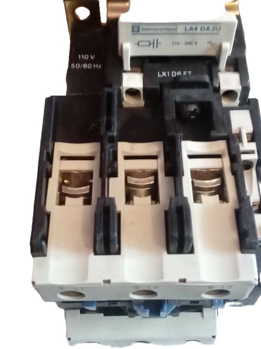 Трифазен Контактор Telemecanique LC1 D80 11 – Тестван, Отлично Състояние