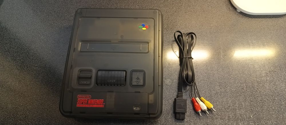 Продаётся Super Nintendo