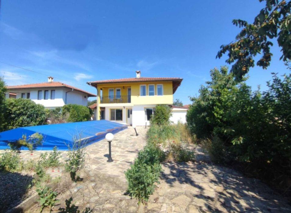 Продава се Къща в с. Соколово, Област Добрич - 135 кв.м за 1112 €/кв.м - Снимка #1