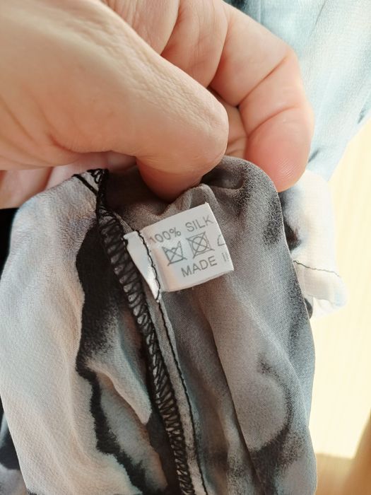 Блуза  от коприна Charlotte Sparre  М-L