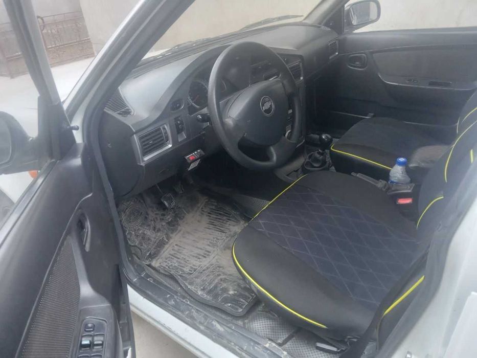 Нексия 2 сотилади