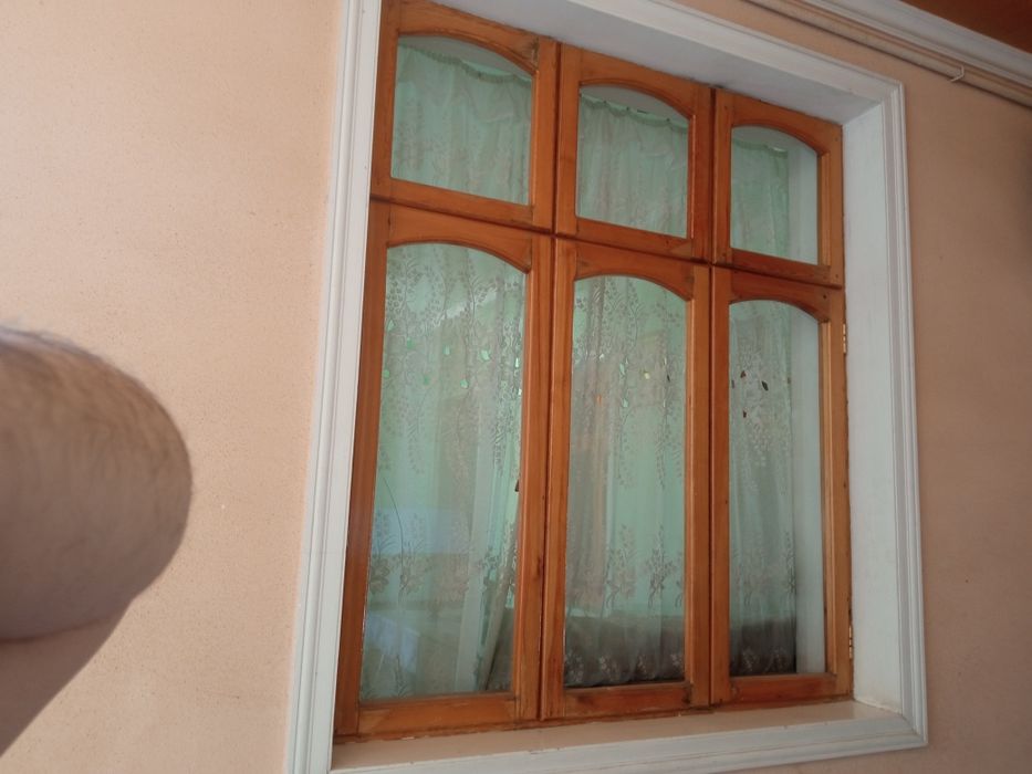 Deraza va Eshiklar sotiladi! Oynasi bor! 250.000 so'mdan