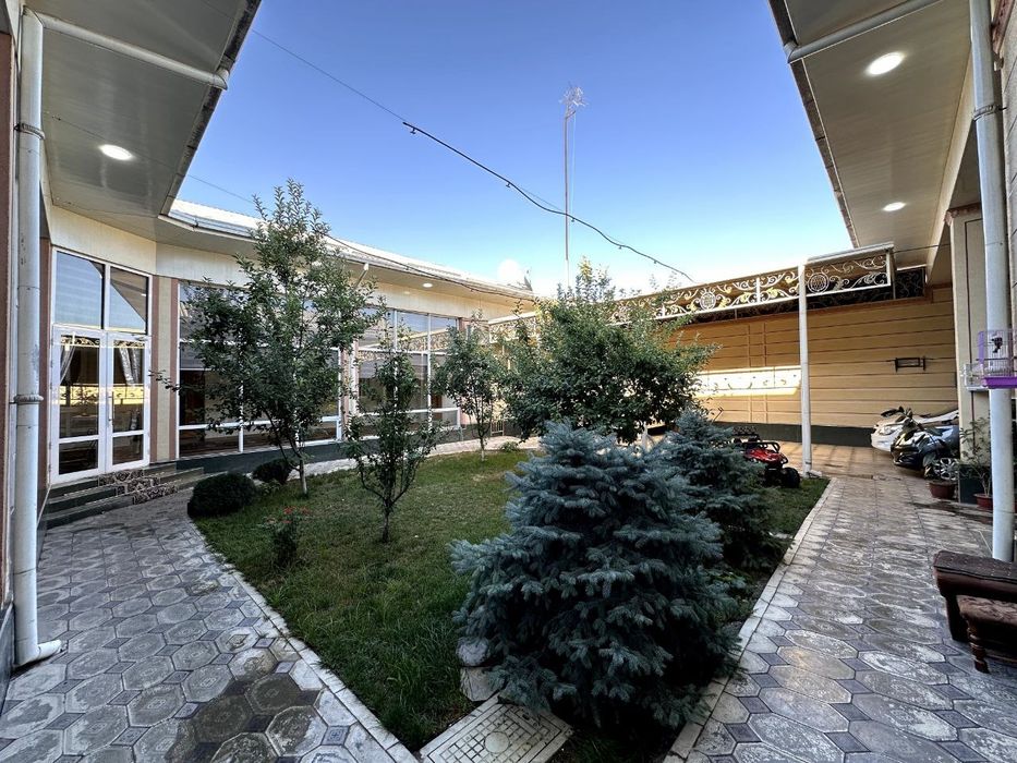 Zangota, Nazarbekda hovli sotiladi! 6 sotix, 9 xona