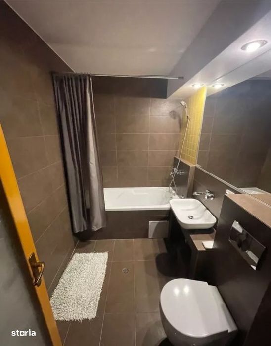 Apartament lux, 3 camere, parcare, zona Andrei Muresanu