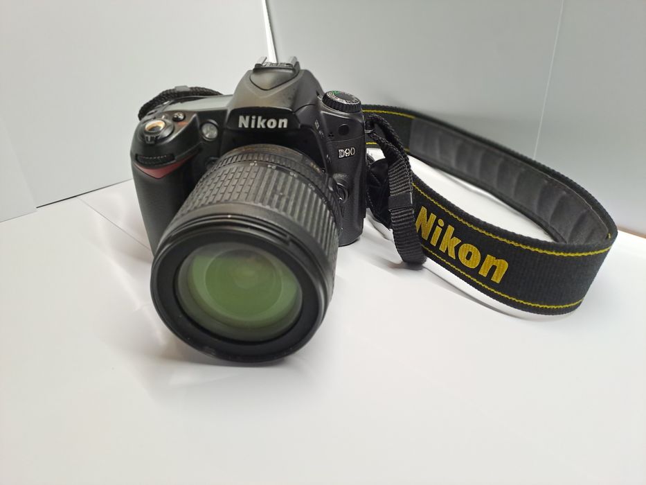 Срочно продаётся nikonD90